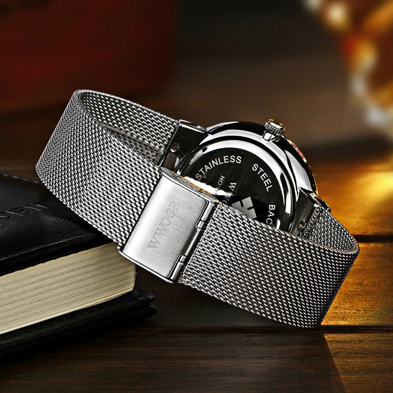 Relógio Masculino de Luxo WWOOR 8018 - A prova d'água