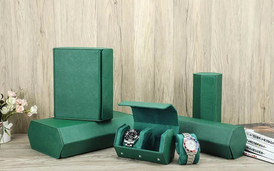 Caixa Premium WWOOR – Couro Sintético Verde com Interior Aveludado