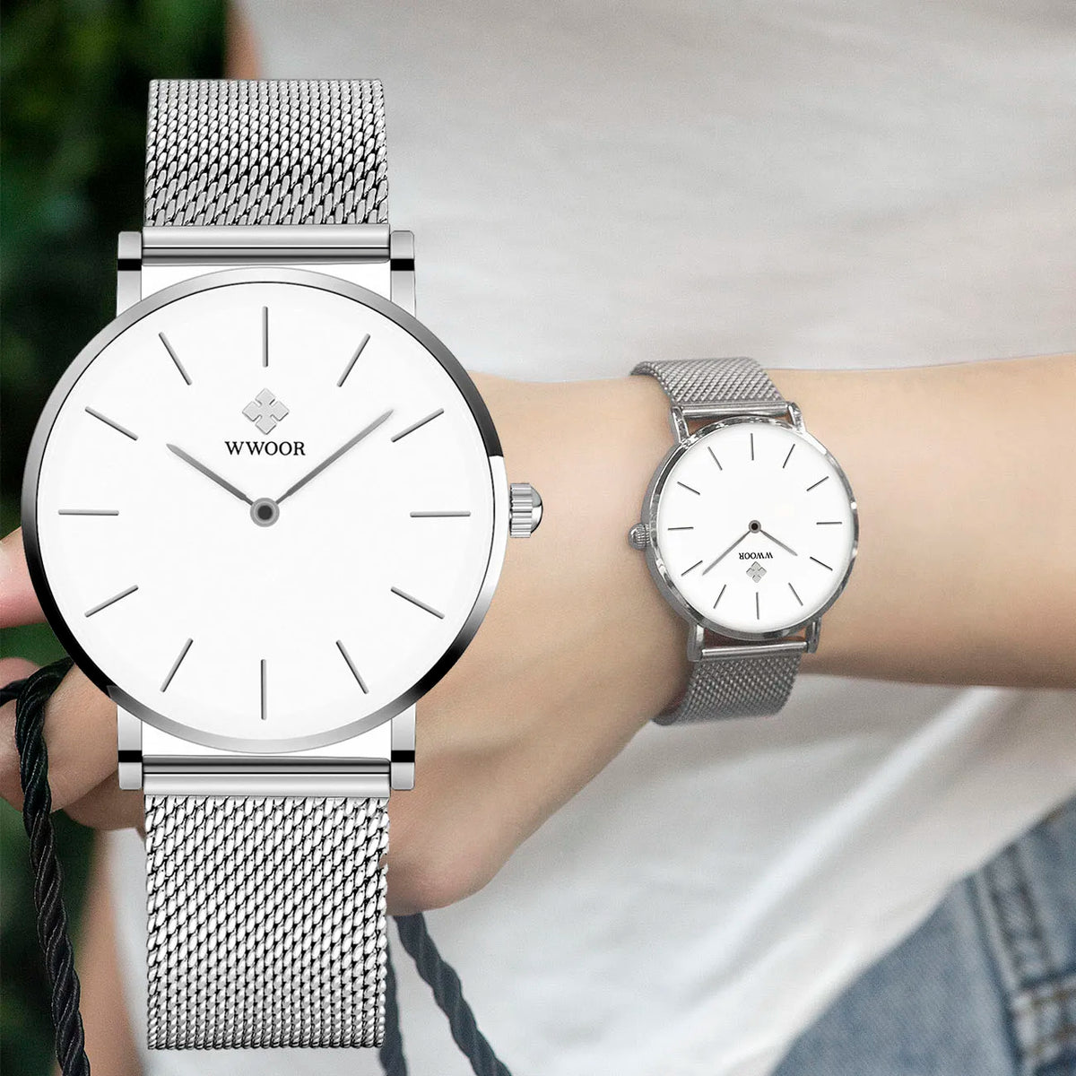 Relógio Feminino Elegância Minimalista WWOOR 8840-b - A prova d'água