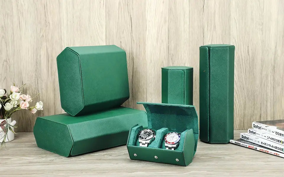 Caixa Premium WWOOR  – Couro Sintético Verde com Interior Aveludado